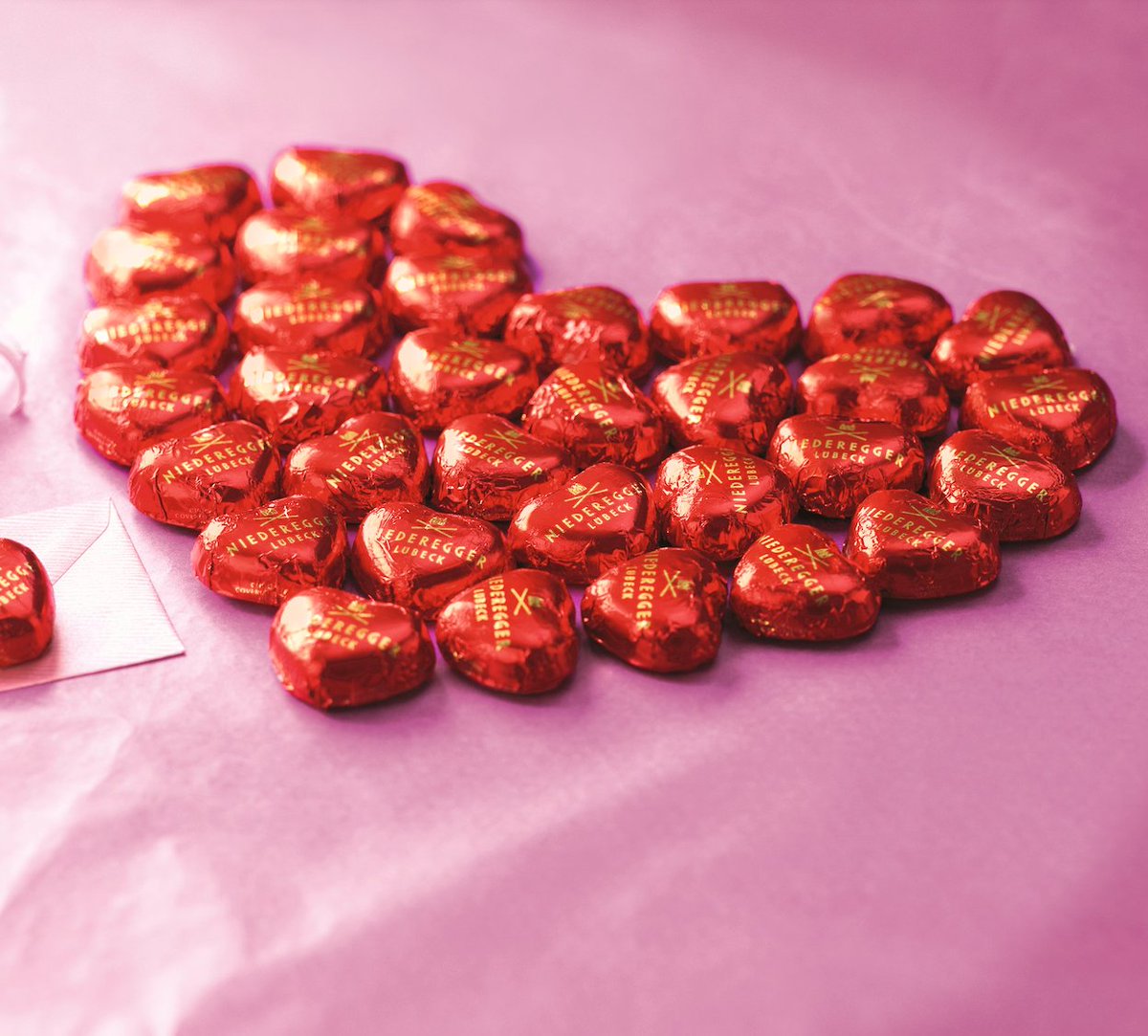 Say 'I Love You' with Niederegger 😻

It is rumoured that marzipan is an aphrodisiac, so not only are our hearts romantic, but they may set the mood too.

Available nationwide in various pack sizes.
#niederegger #heart #love