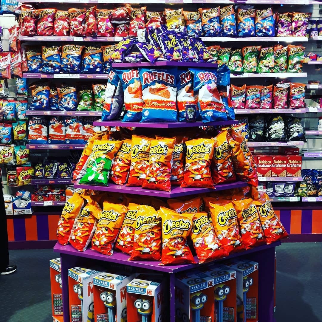 🗼A Tower of Cheetos!🗼

Come and swing by Kingdom of Sweets today and pick up a sweet (or savoury!) treat!

#kingdomofsweets #cheetos #yum #crunch #monday