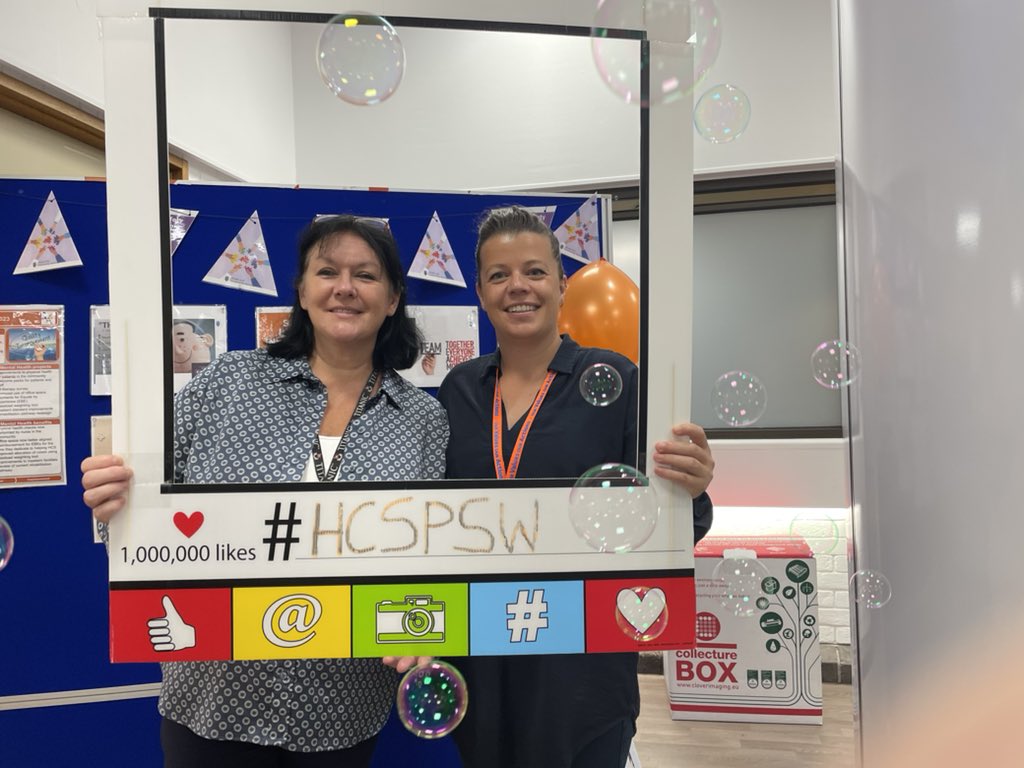 Patient safety week stand (parade entrance Jersey Hospital) with our brilliant Q&amp;S Clinical Audit and Effectiveness team (Sandra and Hazel) <a href="/marieweston28/">HAZEL MARIE JAMES</a> #hcspsw <a href="/HCSQuality/">HCS Quality and Safety Team</a> @GovJsyHCS <a href="/GovJersey/">Government of Jersey</a> ❤️ 🏥 😇  ⭐️