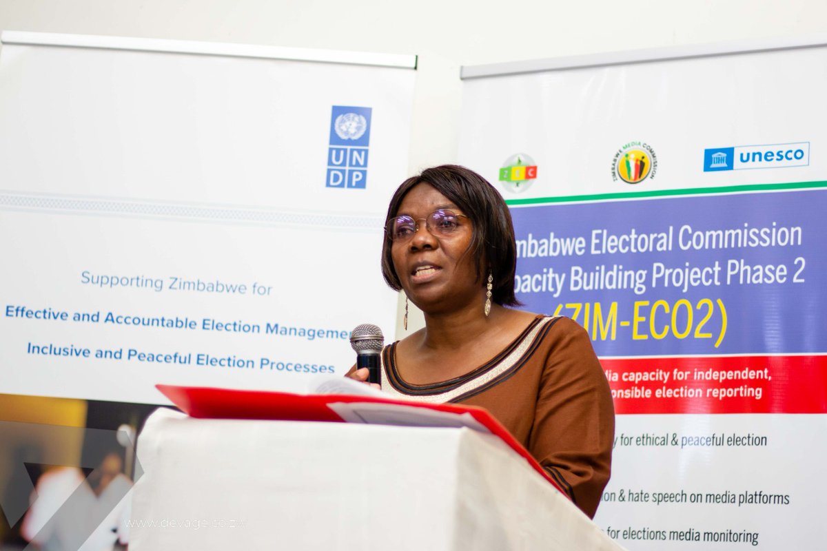 JMuchazoreka's tweet photo. Ongoing Zimbabwe Online Content Creators national fora, #PostElectionZW,#ZOCC Fora, ZUJ, UNESCO, ZMC. The media has a responsibility to uphold ethical reporting.. https://t.co/AycvX2KsYr