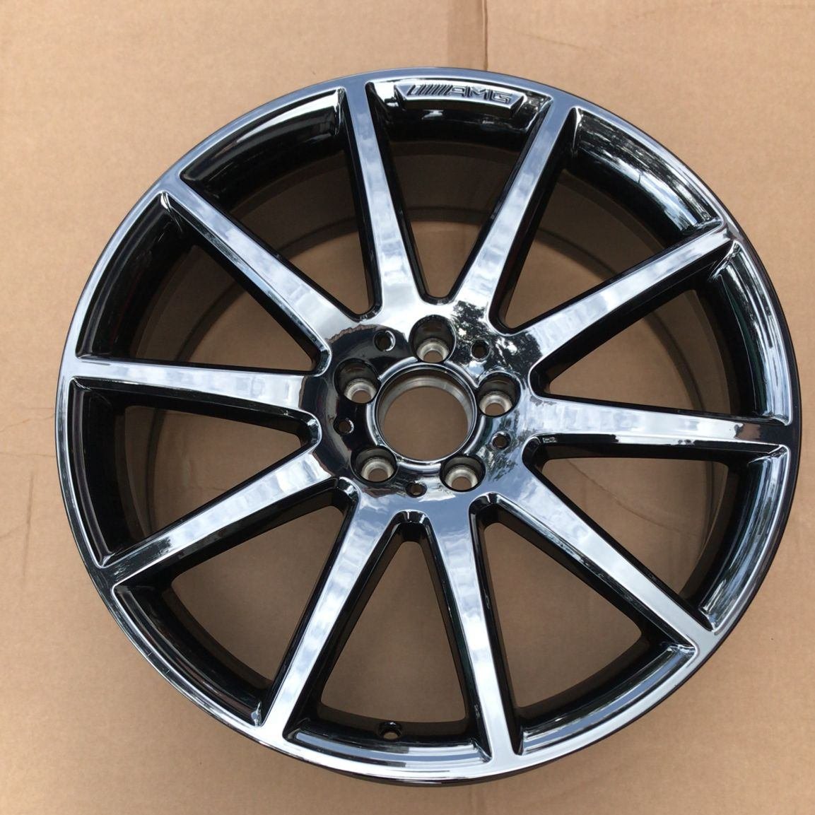 propelauto's tweet photo. 20" AMG Sport Wheel for Mercedes W156 GLA Carππ
π€©β¨π₯A1564010402 - 8x20 ET 43.5π€©β¨π₯
Ping us & Upgrade your Car Rimsπ€π
#BNew #NewWheels #UpgradeAMG #AMGWheels #GLA180 #GLA200 #GLA220d #SG #Imported #German #20inchwheel #SGCars #PropelAuto #Stockist #MercedesBenz #F12023 https://t.co/ib14hFtUR9