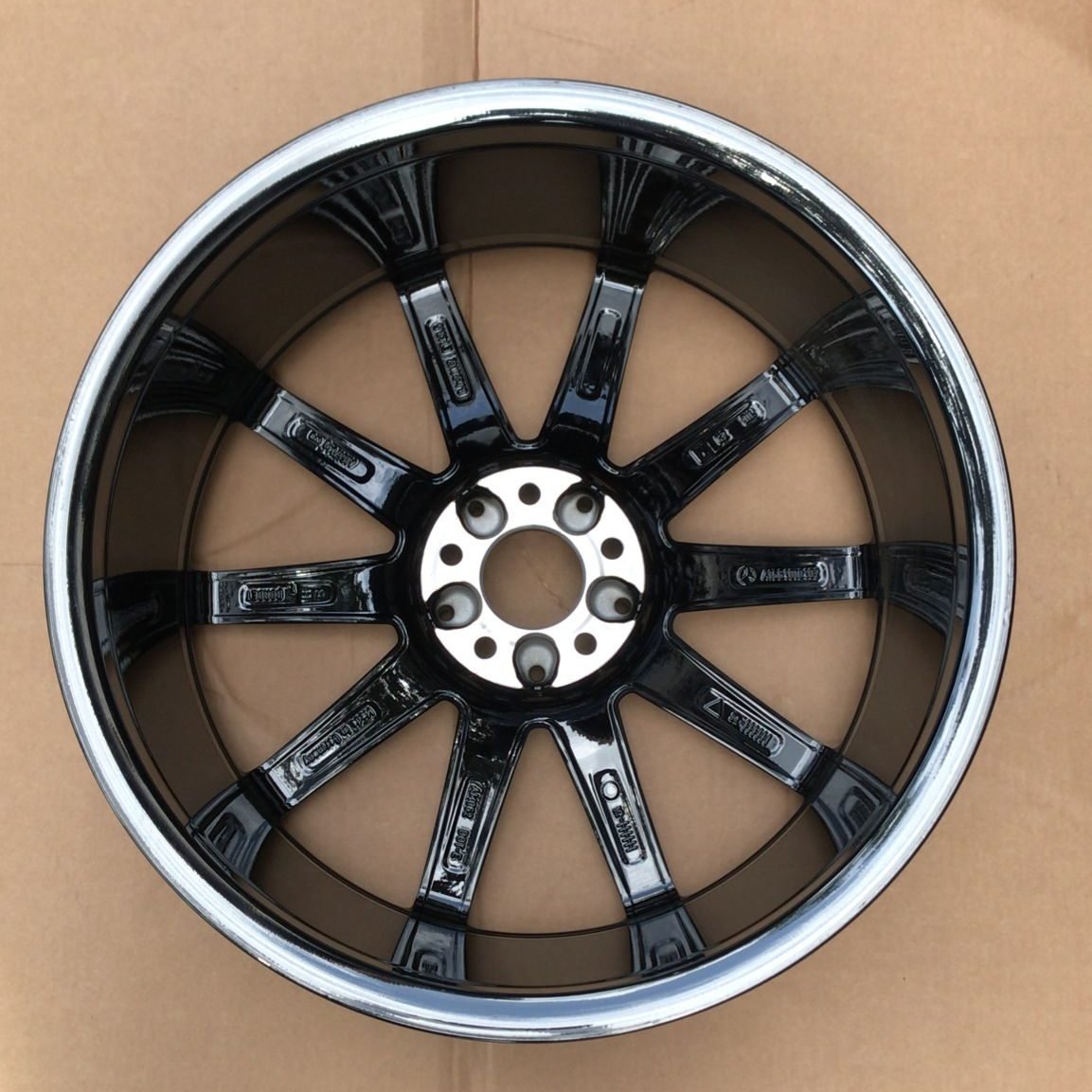 propelauto's tweet photo. 20" AMG Sport Wheel for Mercedes W156 GLA Carππ
π€©β¨π₯A1564010402 - 8x20 ET 43.5π€©β¨π₯
Ping us & Upgrade your Car Rimsπ€π
#BNew #NewWheels #UpgradeAMG #AMGWheels #GLA180 #GLA200 #GLA220d #SG #Imported #German #20inchwheel #SGCars #PropelAuto #Stockist #MercedesBenz #F12023 https://t.co/ib14hFtUR9