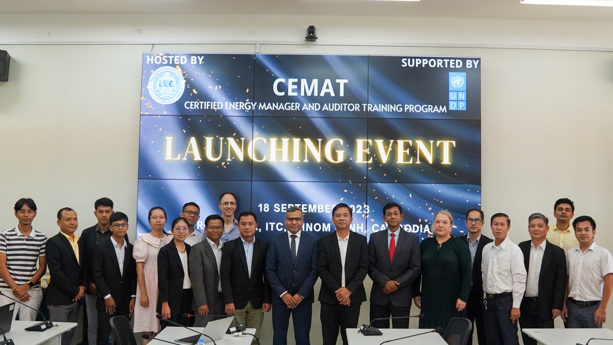 UNDPCambodia's tweet photo. @UNDP supports 🇰🇭in developing #GreenSkills💡via the establishment of the Certified Energy Manager & Auditor Training Programme (CEMAT) at Institute of Tech of 🇰🇭. CEMAT will contribute to the successful implementation of the National #EnergyEfficiencyPolicy
@ShakeelMohmandK https://t.co/jDecgFOQJw