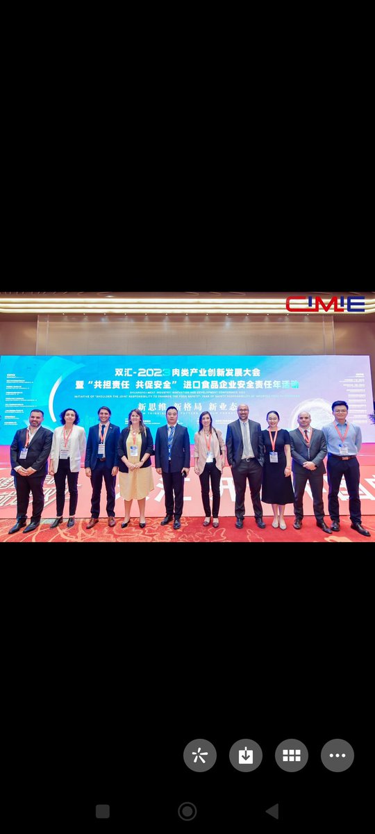 mercedesantia's tweet photo. Escuhar a Victoria Cai, Gte de INAC, para Asia, en la Feria Int de la Ind Cárnica en Chongqing, China, nos enorgullece!
Defiende y vende la producción de carne de Uy con solidez q impacta
En momentos difíciles necesitamos esa energía!
Comprobé 1 vez + q hay gente capa!
Gracias! https://t.co/b9xelKiRGZ