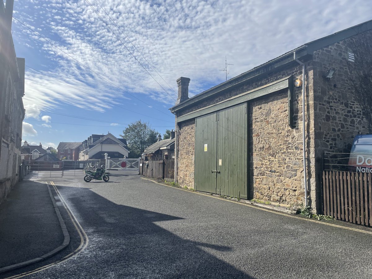 #zrx goes old #railway viewing #BoveyTracey Stn. Closed to passengers 2nd March 1959 and goods in 1970 🤨