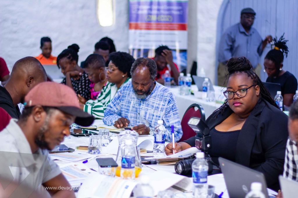 mugabe_edith's tweet photo. Zimbabwe Online Content Creators (ZOCC)
National Media Fora 2023
Day 1
@ZOCCzw
@unescoROSA
@Zim_Media_Com
Online Content Creators should uphold ethical reporting as it promotes trust from the society
#ZOCCFora
#PostElectionZW https://t.co/zm5ZUp5bbk