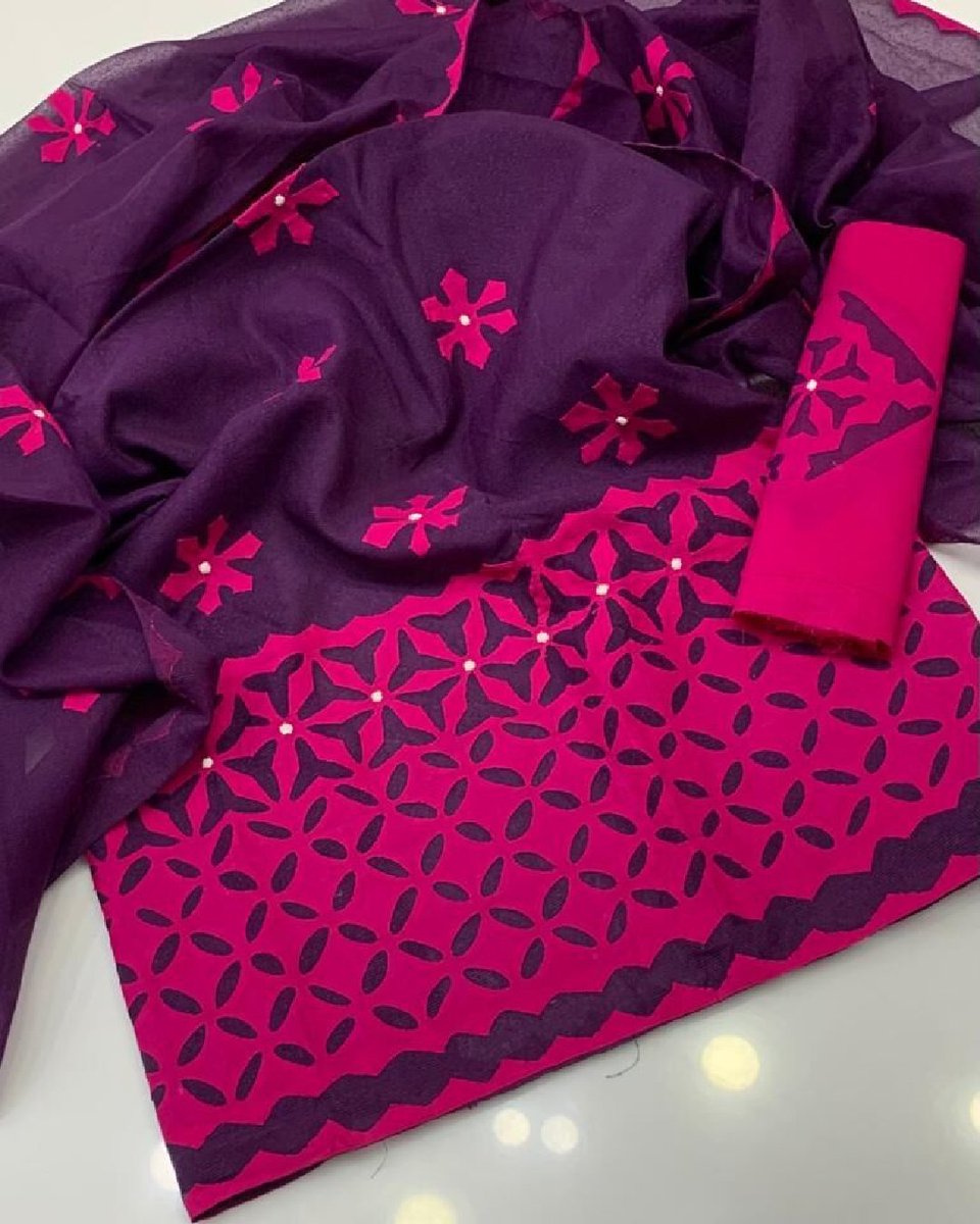 SamsCollection9's tweet image. Stuff khaddi net 3 PC dress
Women's Unstitched Winter Suit
Work handmade applic Daman embroidery

bit.ly/3QQd38t 

#samscollection #womenssuit #ladiesclothes #applicwork #embroidery #applicembroidery #khaddinet #khaadinet #wintercollection #fashion #shopping #wedding