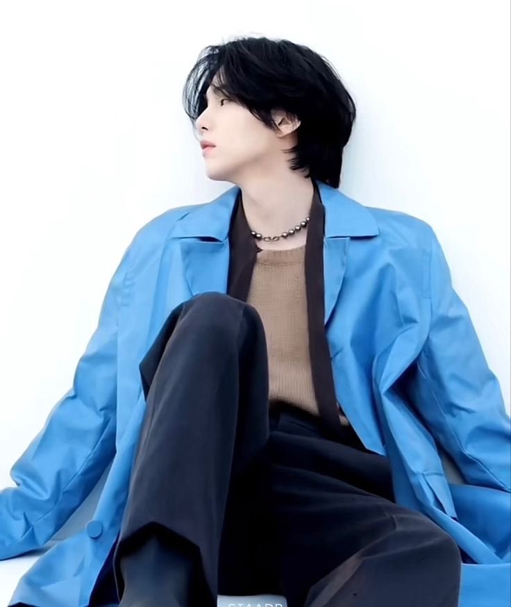 ashtique_z's tweet photo. #Yoonkook A/B/O AU
Yoongi has successfully begun his career in modelling &amp; has become the new darling that the whole world is falling for, until articles start piling up about Yoongi’s past linked to playboy extraordinaire Alpha Jungkook, the heir to the Seoul Crime Syndicate + https://t.co/84vZgGs69c