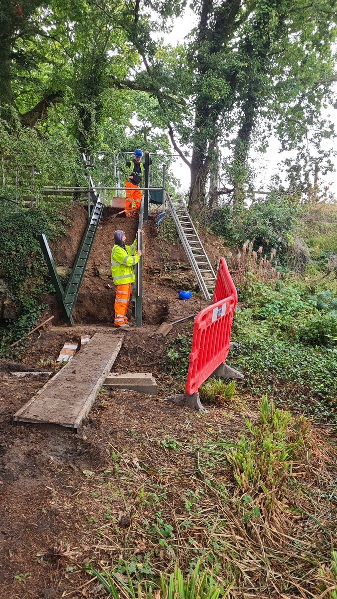 MikeWoodward1's tweet photo. Day 10 of the steps going in , looking great, nice and green and should last a life time. The contractors at #GreenfordCivilEngineers see our vision and along with additional #OperaStage will enhance accessibility & excitement for future @OperaAnywhere performances at the Quarry https://t.co/94Ry66PMOO