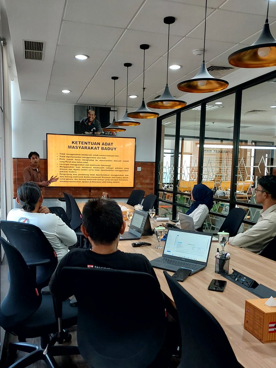 Dandelion Adventure tweet media