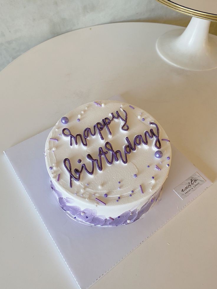 nnaoire's tweet photo. Sunbaenim happy birthdayy✨️🤩 @nadeuldang https://t.co/clvaa1Wuoc