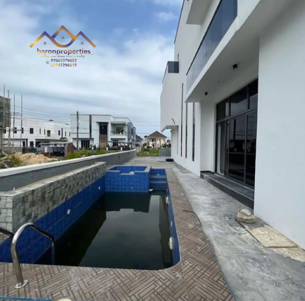 baronpropertie's tweet photo. END OF THE YEAR SALES

5BED FULLY DETACHED, swimming Pool, Cinema, morden architectural designs, perimeter Fence, inbuilt Speaker and More

Price- #290m

Location- 2nd Toll Gate

Tittle- Governor's Consent

ENQUIRES &amp; INSPECTION
☎️ +2347083076092
📩 corpconservices@gmail.com https://t.co/jJaZYevftM