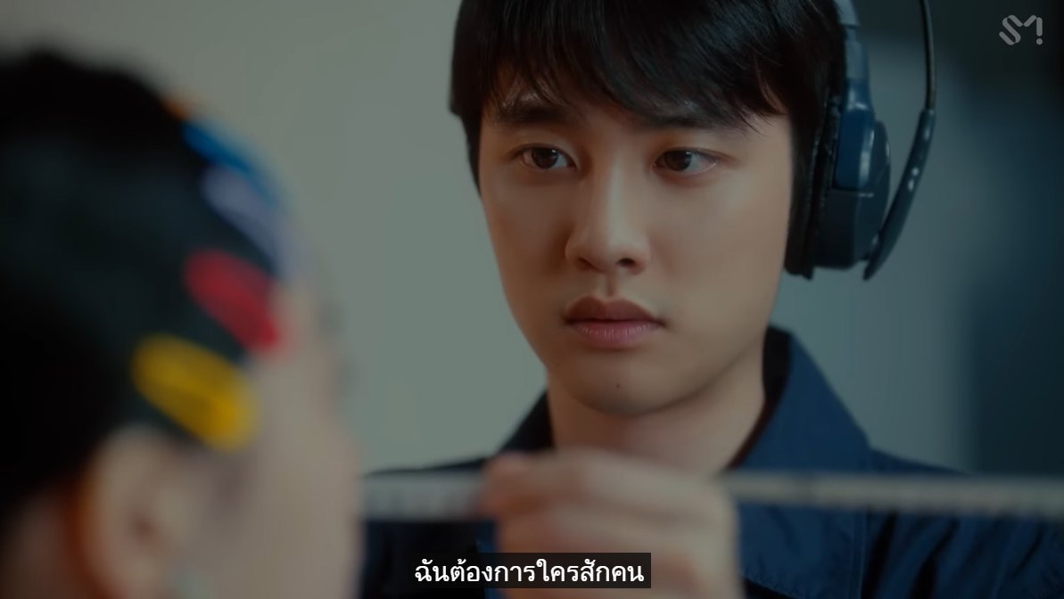 DOEXOEXOL2's tweet photo. @ShopeeTH ชอบสายตาที่มอง ยิ้มตามเลย  #ShopeeTHxDO https://t.co/RqTciU6Cfv