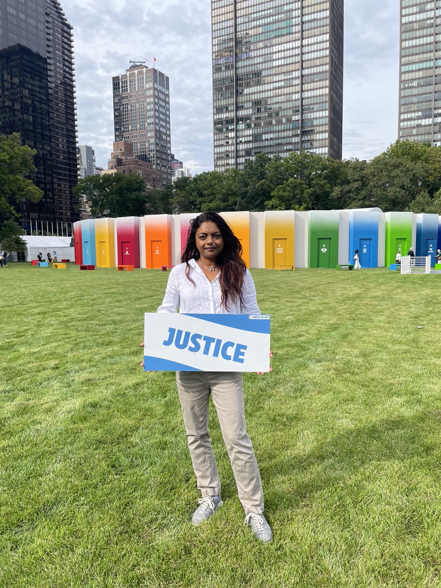 Fashion designer and Environmentalist <a href="/rayruna/">runa ray</a> unites for #Justice at the #SDGActionWeekend!

Join Runa Ray &amp; millions of people taking action during the Global Week to #Act4SDGs: act4sdgs.org/global-map