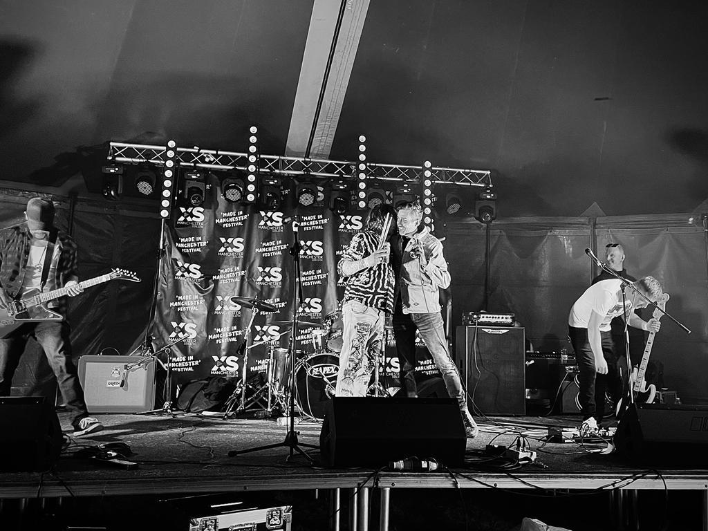 Alias Kid (@aliaskid) on Twitter photo What a day <a href="/MadeInMCRFest/">Made In Manchester Festival</a> on the <a href="/XSManchester/">XS Manchester - 106.1 FM, DAB+ & App</a> stage hosted by legend <a href="/Mr_Jimbob/">Jim Salveson</a> . Thanks to all who came to watch AK. Lots of news to come ๐๐ฅ
๐ธ <a href="/loz_mcfc/">Laurent Cabrelli</a> What a day <a href="/MadeInMCRFest/">Made In Manchester Festival</a> on the <a href="/XSManchester/">XS Manchester - 106.1 FM, DAB+ & App</a> stage hosted by legend <a href="/Mr_Jimbob/">Jim Salveson</a> . Thanks to all who came to watch AK. Lots of news to come ๐๐ฅ
๐ธ <a href="/loz_mcfc/">Laurent Cabrelli</a>