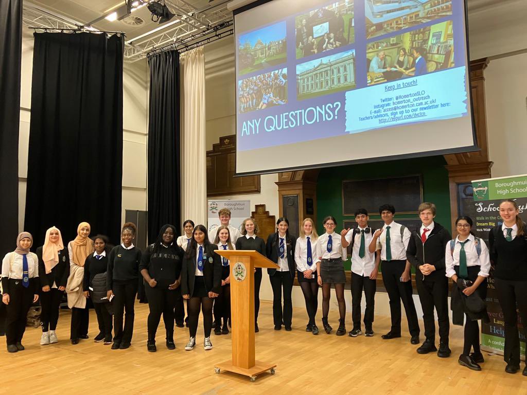 HomertonSLO's tweet photo. Last week we got back from a very successful #ScottishSchoolsTour where we spoke to people from over 61 #schools across #Scotland about #applyingtoCambridge! π https://t.co/HKtKSbswjE