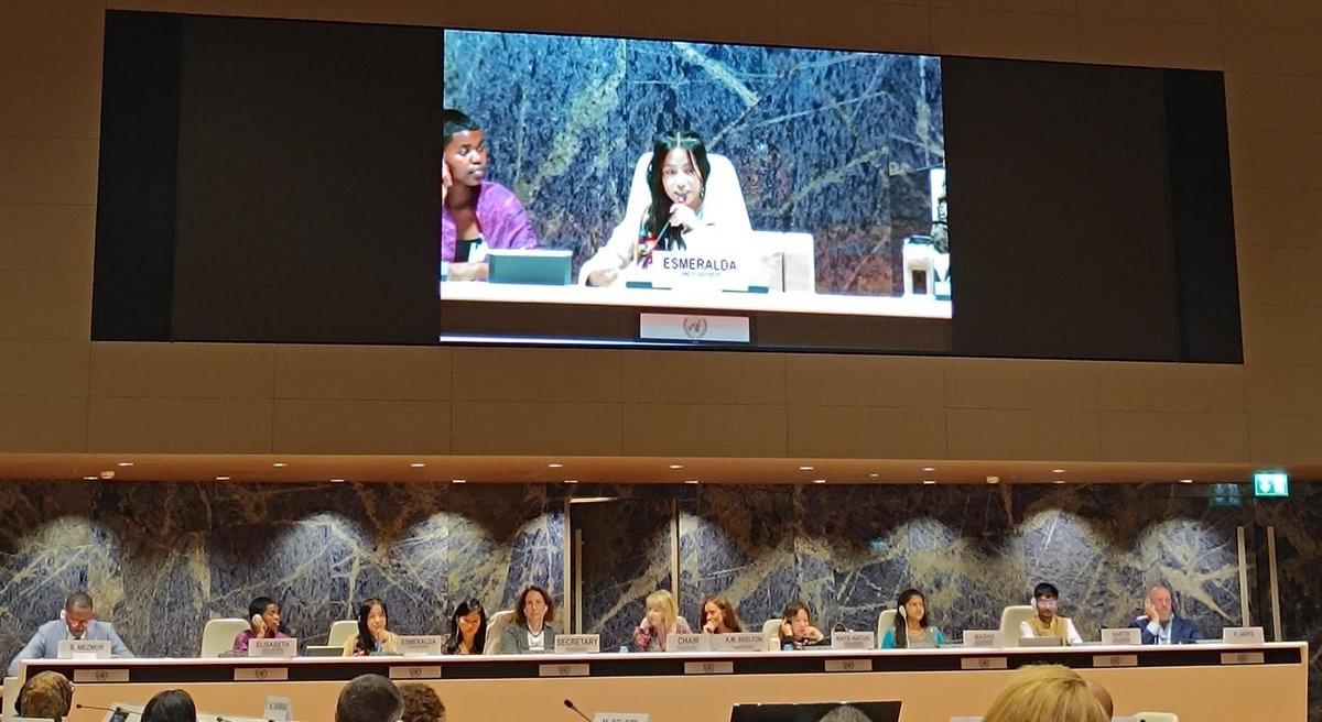 📢Esmeralda from 🇵🇪stresses the importance of the #childfriendly version of #GC26, as it will allow🌍children to use it as a tool to defend their right to a healthy & safe #environment.

📺Follow LIVE the launch 👉bit.ly/44ZjucB
📄Read the #GC26👉 bit.ly/45V97I6