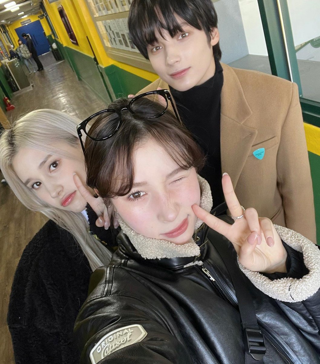 beomiena's tweet photo. HUENING SIBLINGS PLEASE https://t.co/dIuZtCQBrB