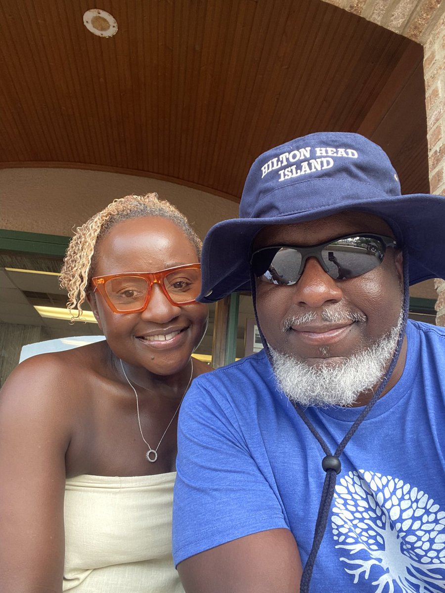 Call me E tweet media