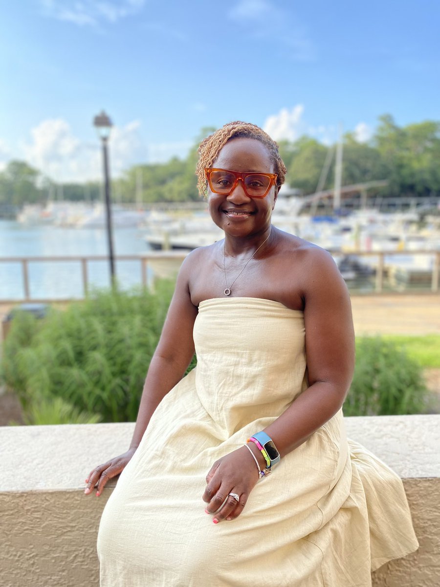 Call me E tweet media