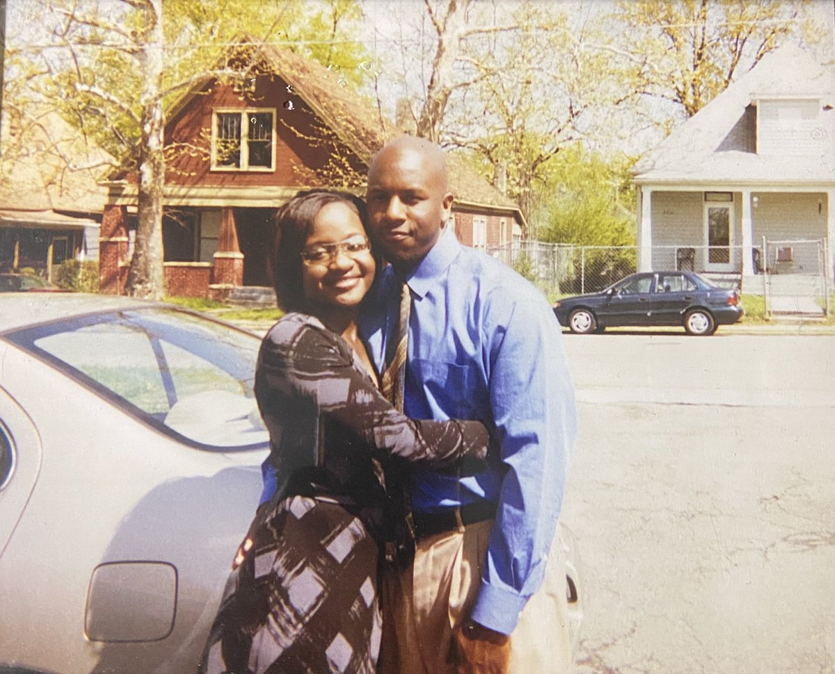 Call me E tweet media