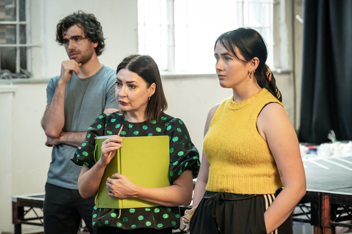 Almeida Theatre tweet media