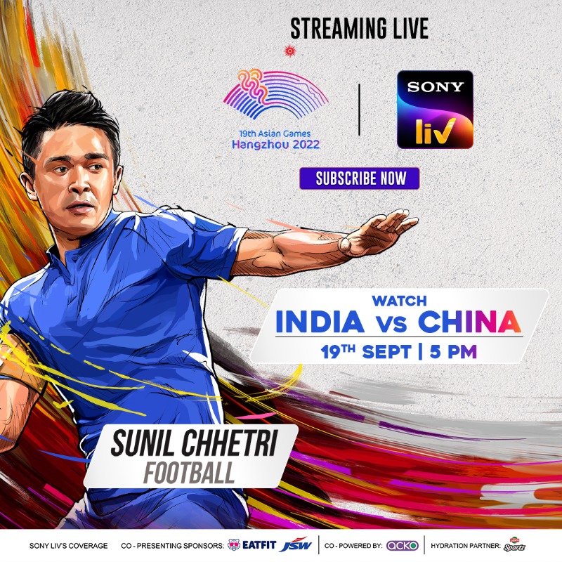 SonyLIV's tweet photo. #AsianGames2022 kicks-off with a massive ⚽ fixture between 🇨🇳 &amp; 🇮🇳 ⚔

Can #TeamIndia's greatest, Sunil Chhetri lead the nation to a winning start in their campaign? 🙌

Watch #HangzhouAsianGames #Football - September 19 at 5 PM, LIVE on #SonyLIV 📱📺