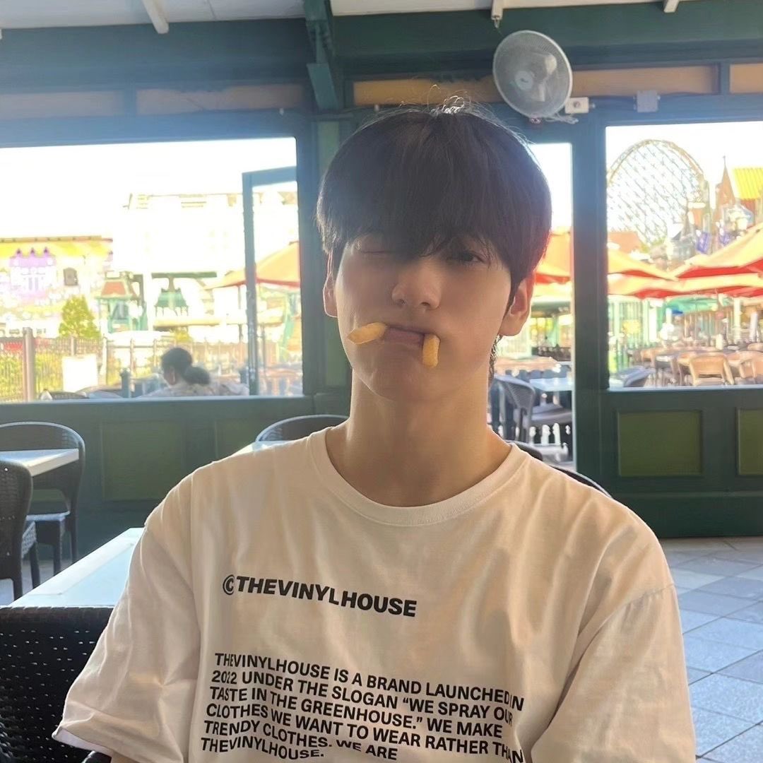 soobin pics tweet media
