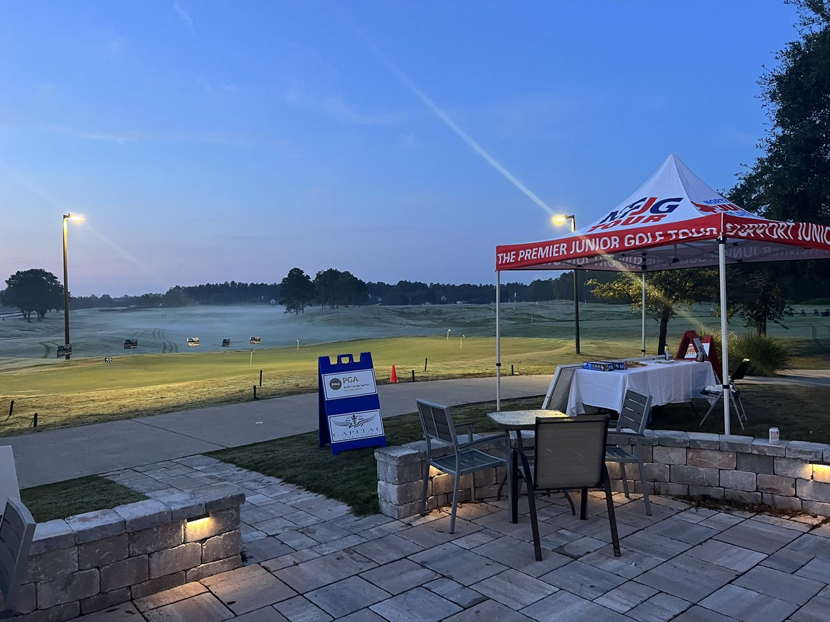 BrentASJax's tweet photo. It’s @Dream18Tourney day and looks like it’s going to be a good one weather wise! @ActionSportsJax https://t.co/EZXAjtF2Ej