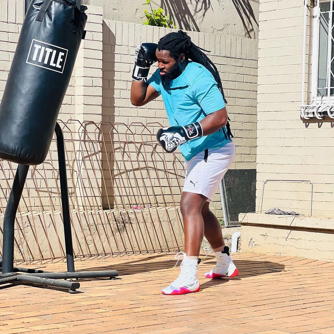 SAHipHopReviews's tweet photo. Do you think @BigZulu_ZN can take @casspernyovest on ?? https://t.co/cqnYUyBAfq