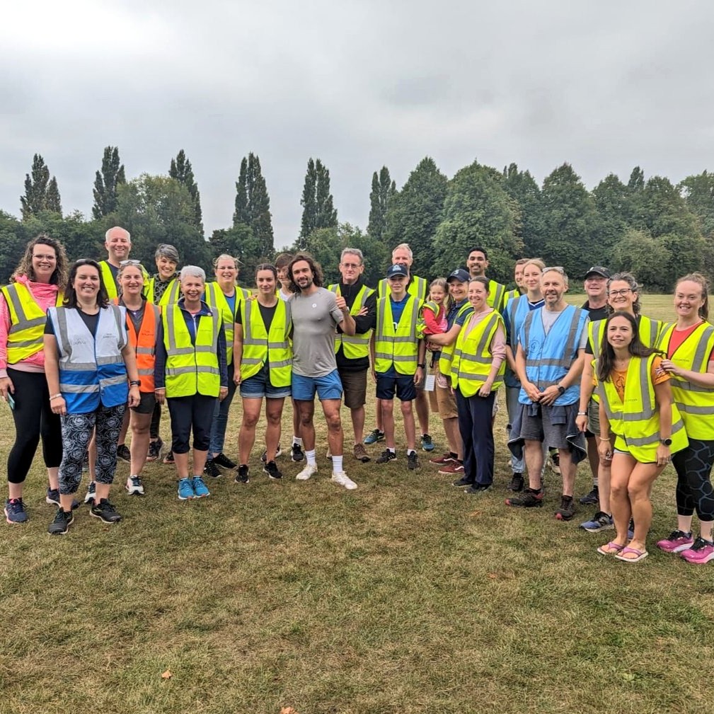 parkrunUK's tweet image. It was fantastic to see @thebodycoach and family at Laleham junior parkrun this weekend 🙌 

🌳 #loveparkrun