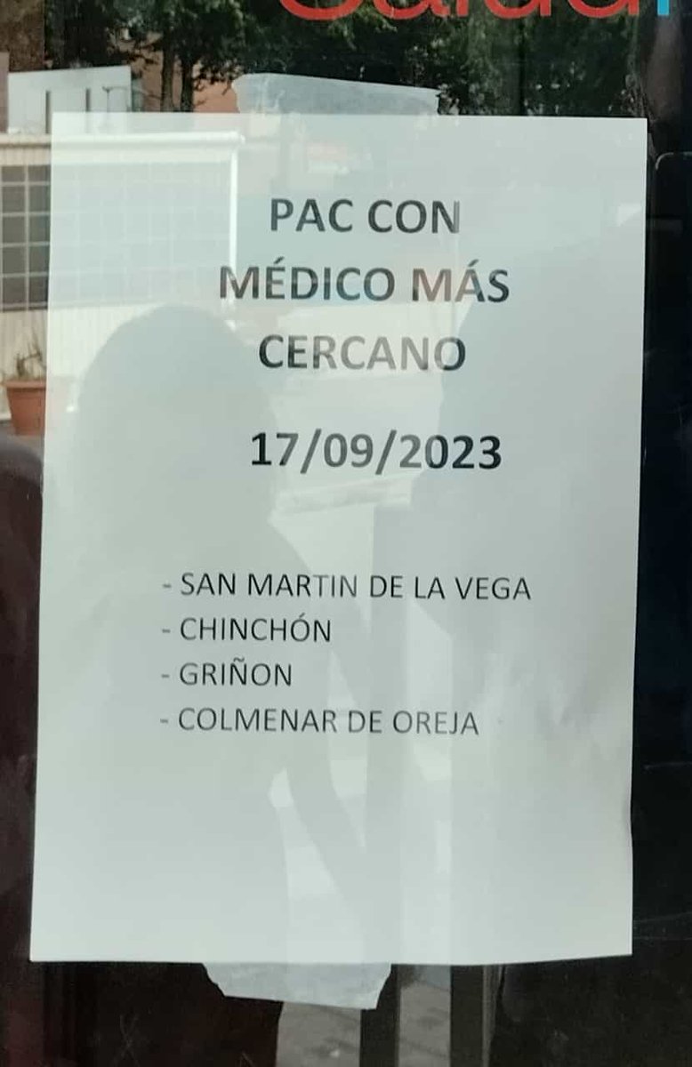 Foto tomada ayer por un vecino. Las urgencias extrahospitalarias de Pinto siguen sin médico...