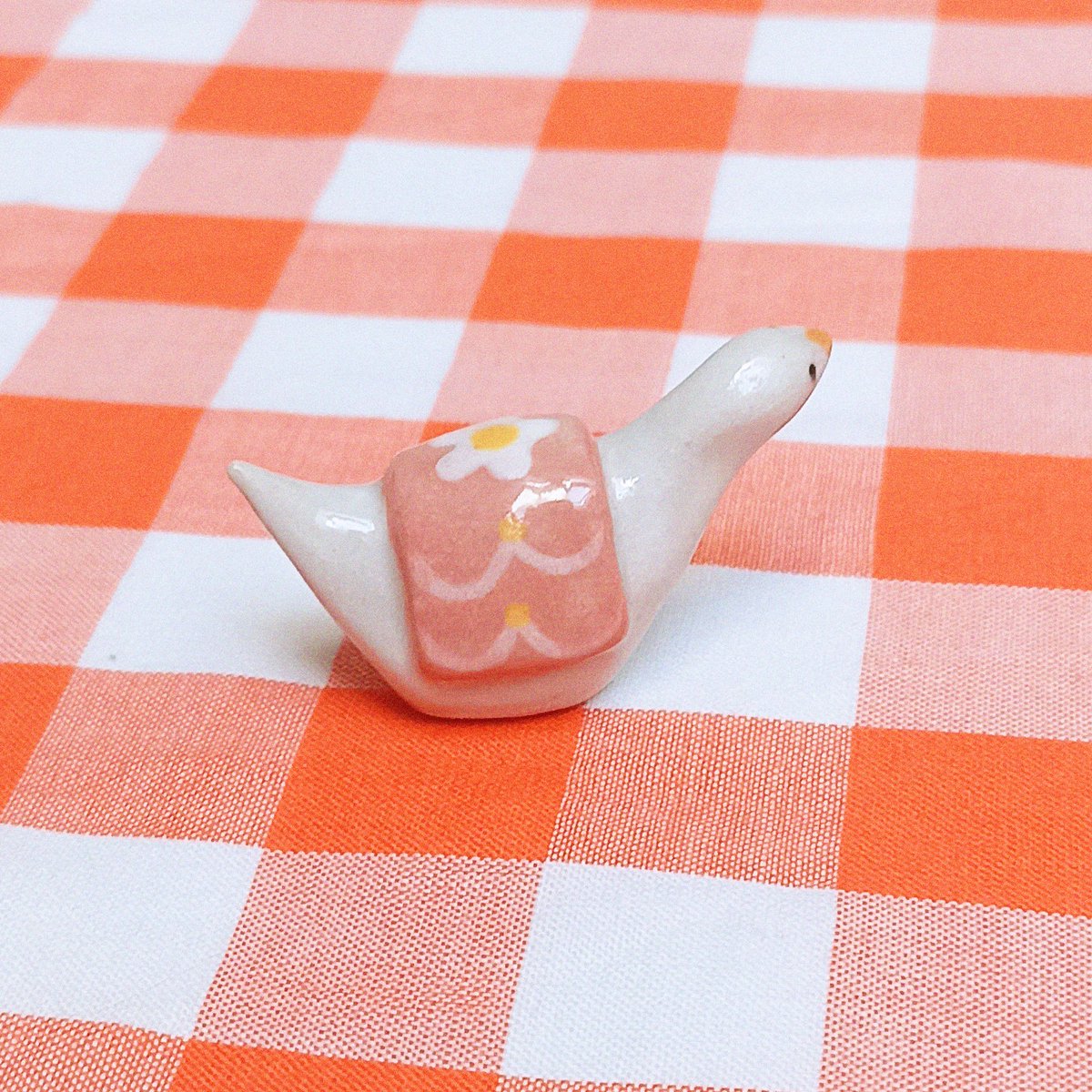chezvonnette's tweet photo. 🌸 This Barbie is a goose 🌸⁠
⁠
Small goose figurine available soon on my shop ✨ https://t.co/A8fMr2wv7E