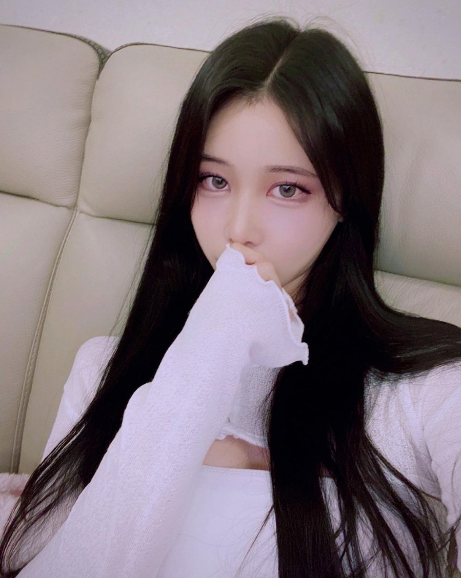 JulieHerna86644's tweet photo. 까꿍~ https://t.co/zfPPjKa8gx