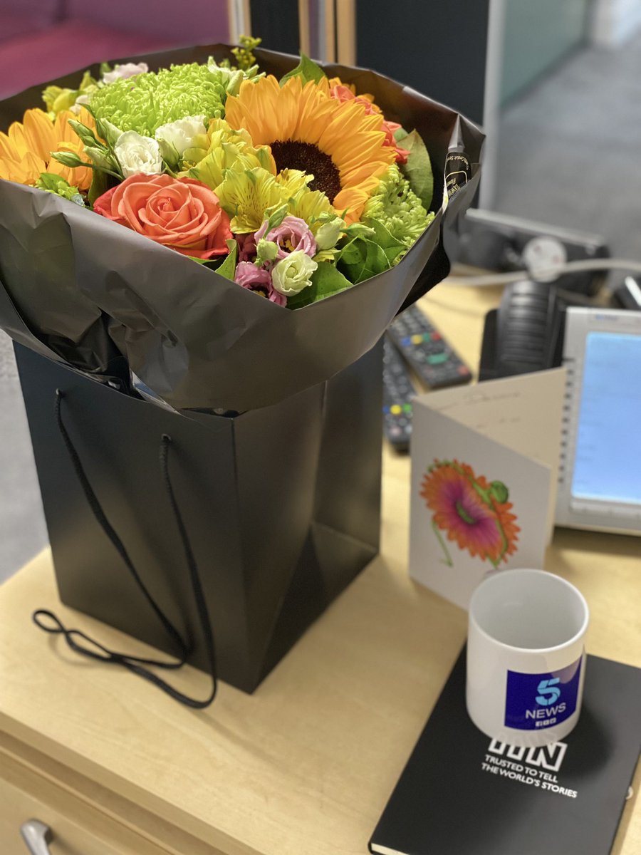 First day @5_News and what a lovely welcome. Do I get flowers everyday?! Delighted to finally be here. Can’t wait to get started once I’ve been induced… #newbie #itn #firstday