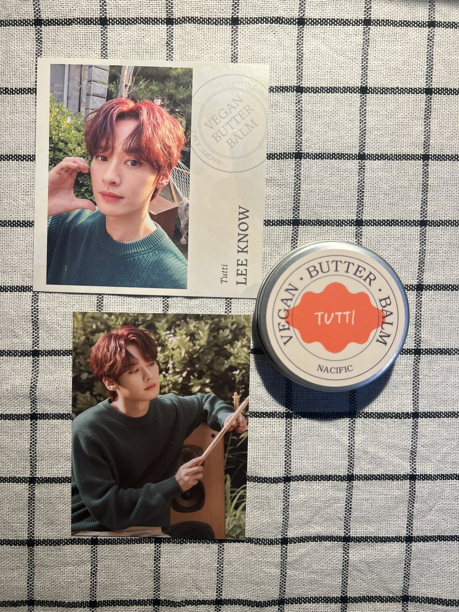 minilookodd's tweet photo. ❗️พร้อมส่ง❗️NACIFIC SKZ's Little Forest
Vegan Butter Balm 🍃 

📍ได้ของตามเมม: บาล์ม+การ์ด+ใบทดสอบน้ำหอม

✔️LK Leeknow ลีโน 🐰 - 380 รวมส่ง
การ์ดสวยมากกก กลิ่นบาล์มคือหอมทะลุกระปุกออกมากเลยค่ะ ดือต่อใจสุดๆ🥺

สนใจทักDMหรือเมนชั่นได้เลยนะคะ💕 #ตลาดนัดเด็กหลง #ตลาดนัดstraykids https://t.co/0NVoyBVffc
