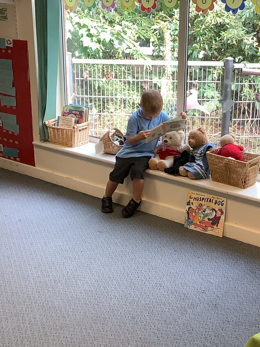 SirEdHillaryPri's tweet photo. Look at the children in F1 settling and being caught continuing their learning and exploring. https://t.co/1qbRTOABZV