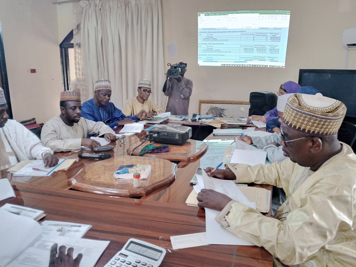 ktwaterboard's tweet photo. The MD. and Management team of Katsina State Water Board during the discussion of 2024 Propose Budget for approval. https://t.co/wwGHBCDARD
