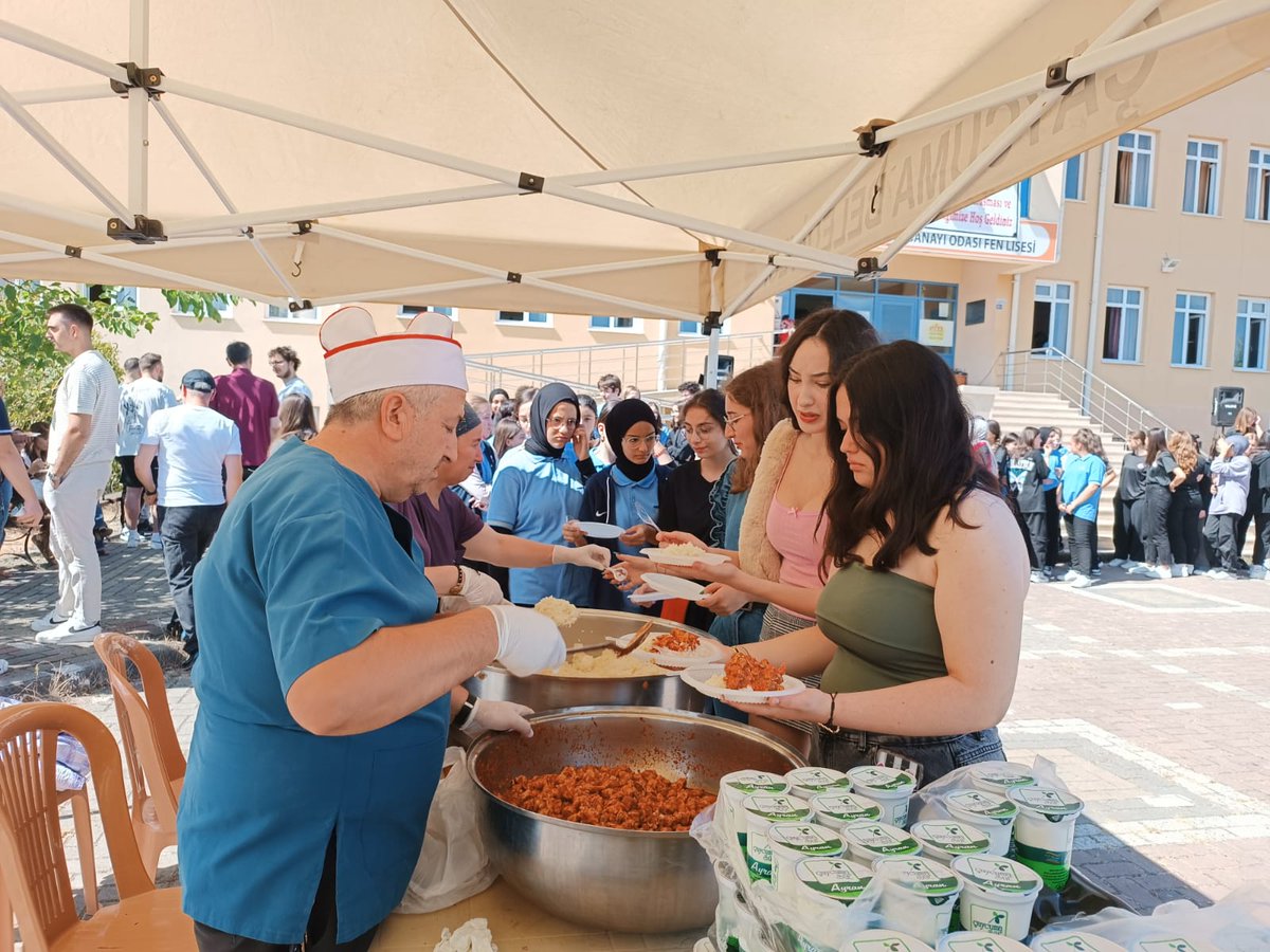 5. Geleneksel pilav günü ve mezunlar buluşmasını gerçekleştirdik.. <a href="/caycumailcemem/">Çaycuma İlçe Milli Eğitim Müdürlüğü</a> <a href="/ismailbas67/">İsmail BAŞ</a> <a href="/ERTOPISMAIL/">İsmail Ertop</a> <a href="/caycuma_tso/">Çaycuma TSO</a>