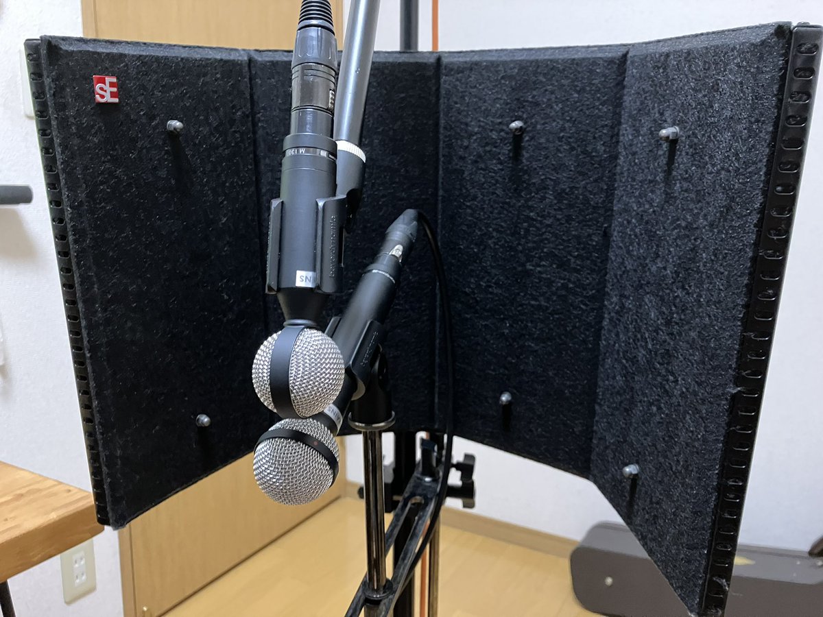 watarufus's tweet photo. 今度は鉄弦でリボンm/sに挑戦。なかなかよく撮れた気がするのでそのうち音上げます😆!
#beyerdynamic #m160 #m130 #midsiderecording #ribbonmicrophone https://t.co/vk0CMtvL48