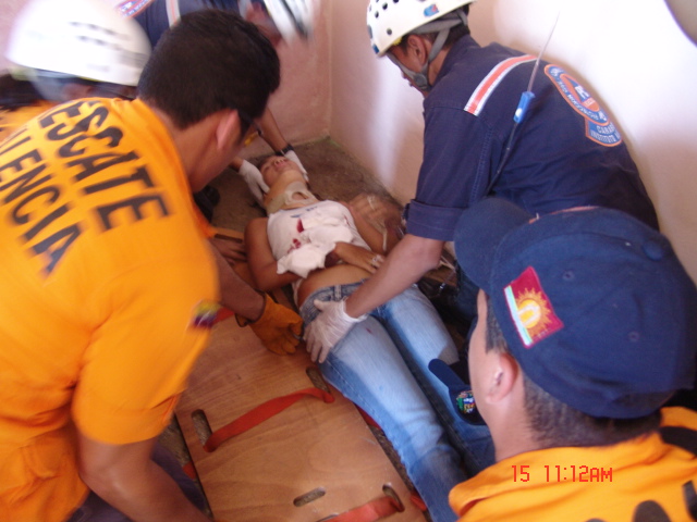 Estamos para la ayuda al prójimo, para la salvaguarda de la vida, somos GRUPO DE RESCATE VALENCIA, "Valor, Destreza y Eficiencia" <a href="/rafaellacava10/">Rafael Lacava</a> <a href="/SistemaCarabobo/">Sistema Integrado</a> <a href="/PCivil_Ve/">Protección Civil</a> <a href="/cperezampueda/">cperezampueda</a>