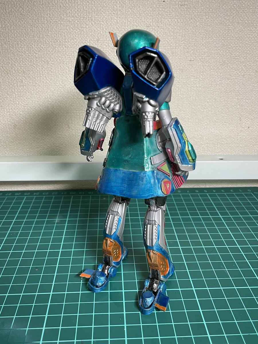 Yattaze_Carabus's tweet photo. IRON OWL ついに完成！

マーベルレジェンドのアイアンハートにプラ板や3Dプリンターで作ったパーツを組み合わせたものを塗装して作った！

プリマジのあうるちゃんとめが姉ぇがMCUの世界で未知なる脅威に備えてアイアンマンのようなスーツを作っているところを想像してたら作りたくなったのだ！ https://t.co/ulDwem12cC