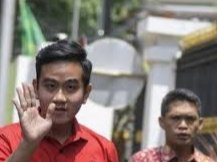 AanDianSumarwan's tweet photo. Jaga kesehatan Mbah Untoro
Tetap semangat Mas @gibran_tweet https://t.co/5iQBtPxuQC