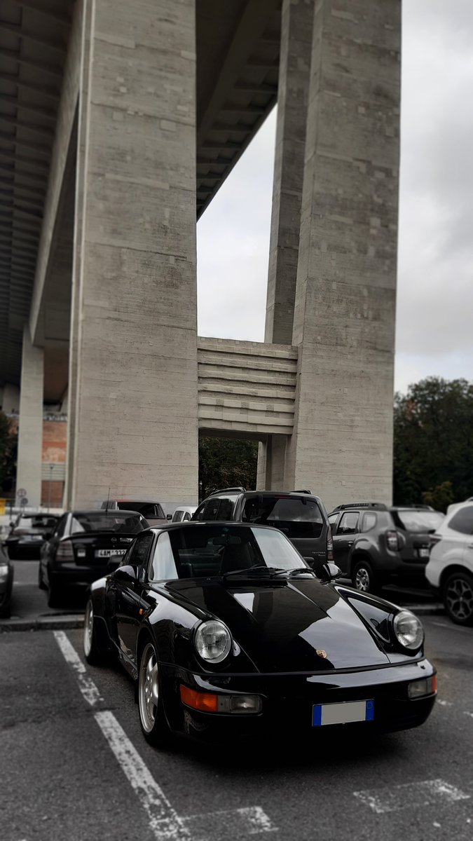 #turbotuesday #thereisnosubstitute #bellatrix 🧙 #badgirl 🦹‍♀️ #porsche964turbo36 #boxerengine #porsche911turbo #flatsix #rearengine #speedlineforporsche #cultcar #underthebridgedowntown