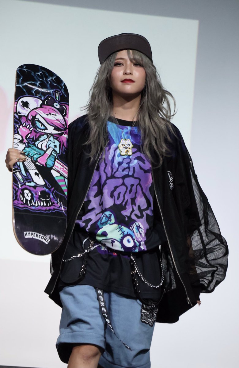 akihiro3776's tweet photo. 9/18 Colorful Collection Lightにて、NiCOさん。颯爽としたランウェイです。美しい!!
#ColorfulCollectionLight
#カラコレライト
#カラフルコレクション
#NiCO #ちゃんにこ
#マリーナホップ https://t.co/A0oZ6viASx
