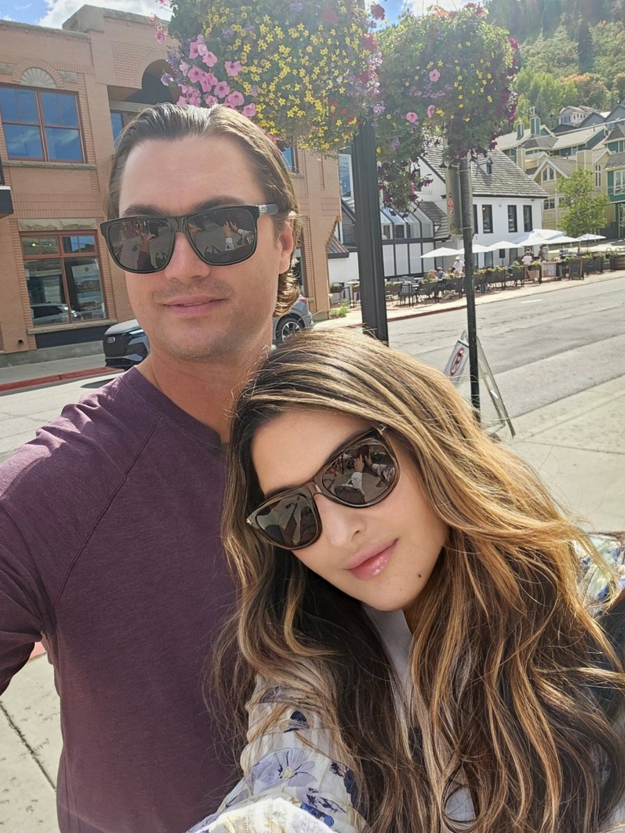 luxuryteam's tweet image. Happy Place, #FavoritePlace  in the mountains, with my ❤️, #vanessasidi #burkehenry