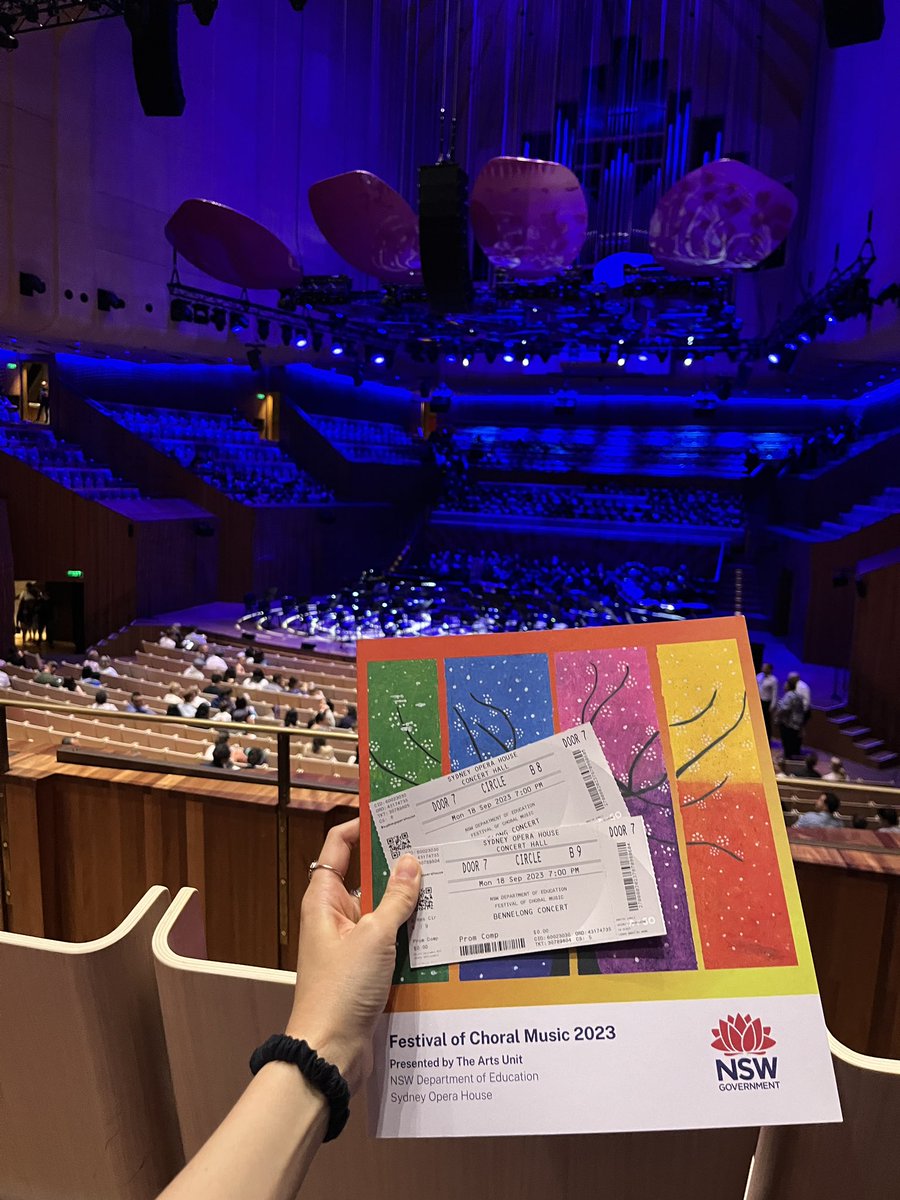 Elizabeth Oh tweet media