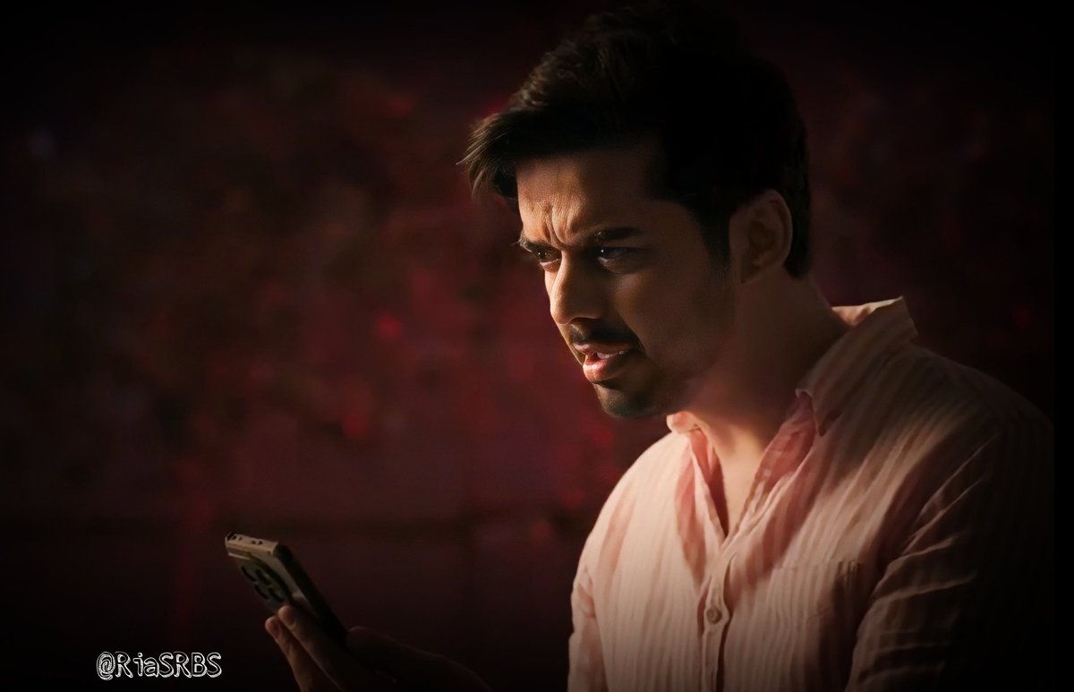 RiaSRBS's tweet image. Here&apos;s another simp worthy man in the show, Ehsan- The Real Hero!🫠

Would love to see SV in a  villainous role in the future(not in this show please 😅)- he&apos;d definitely excel in it.

#KathaAnkahee #Ehsan