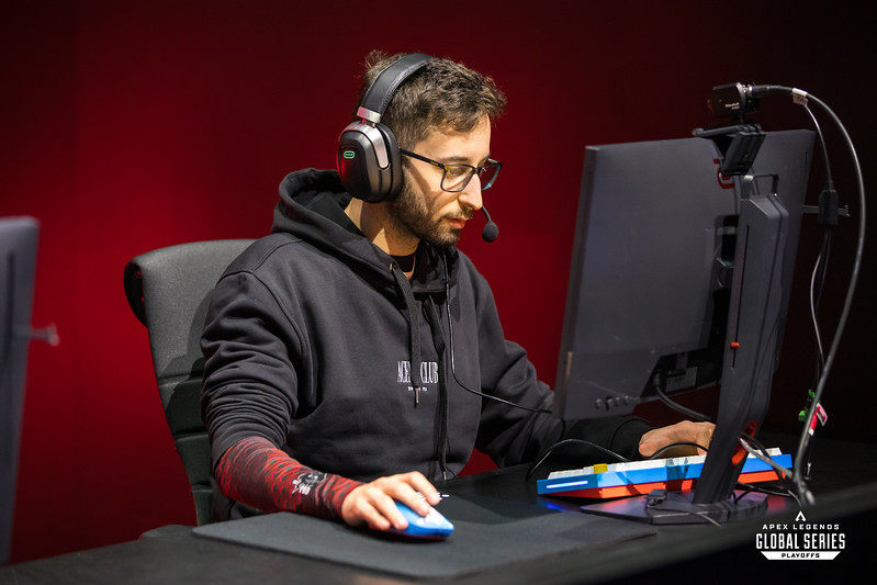 PostKiLL tweet media