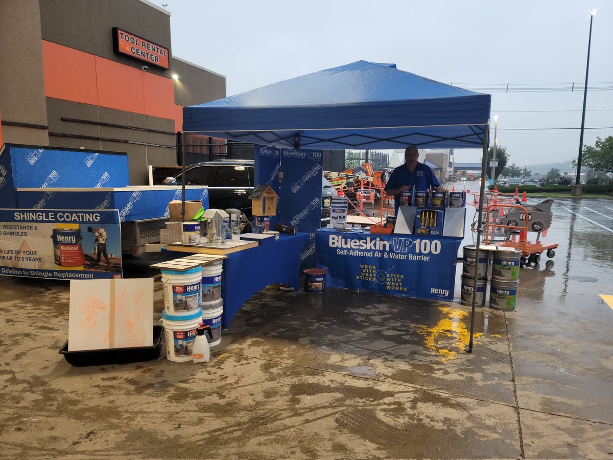 This morning kicks of Home Depots Pro Appreciation week. Henry is on site in North Bergen to help with your roofing, and unfortunately roof leak solutions. @HackHenry1